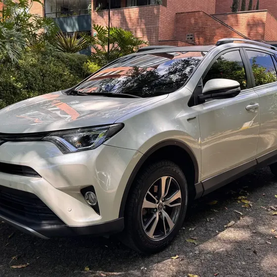 Toyota Rav4 2017 2.5 Street