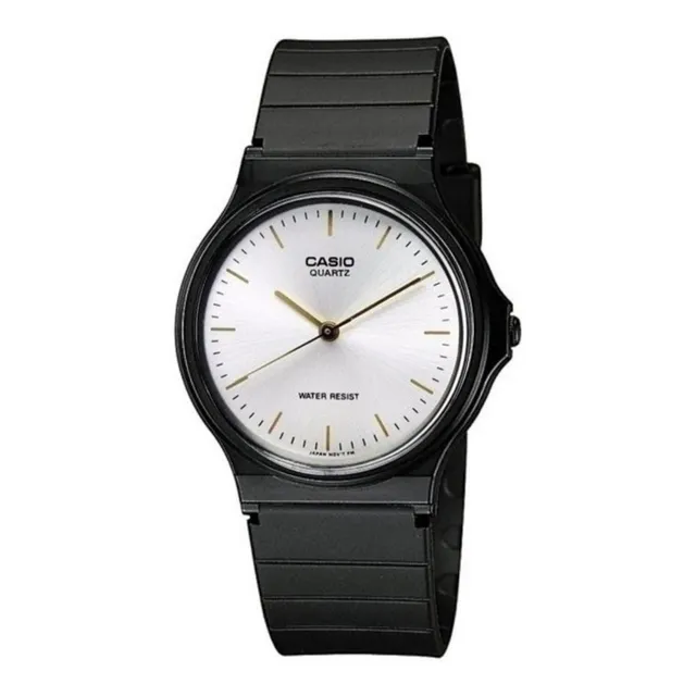 Reloj pulsera Casio MQ-24 con correa de resina color negro - fondo blanco