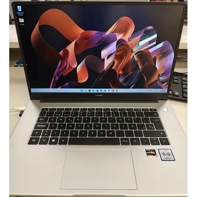 Laptop Huawei Matebook D15 Ryzen 7 16gb Y 512ssd Plata