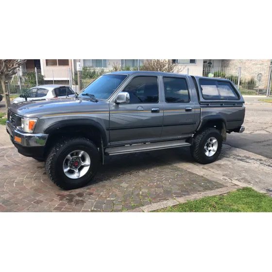 Toyota Hilux Pick-up Hilux 4x4 Sr5