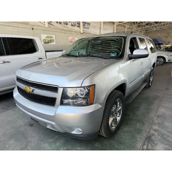 Chevrolet Suburban 5.3 Lt Piel Plus Mt