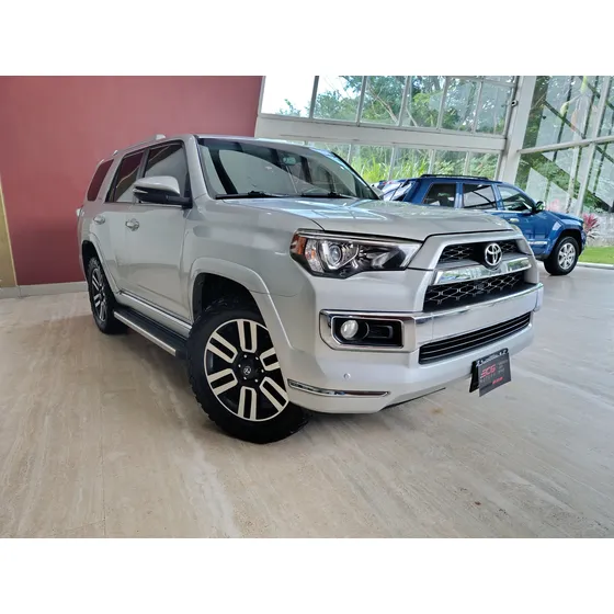 Toyota 4runner Limited 4x4