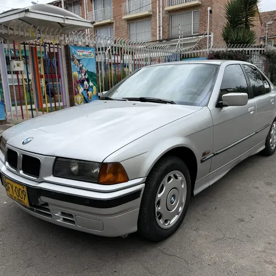 BMW Serie 3 1995 1.8 318is E36