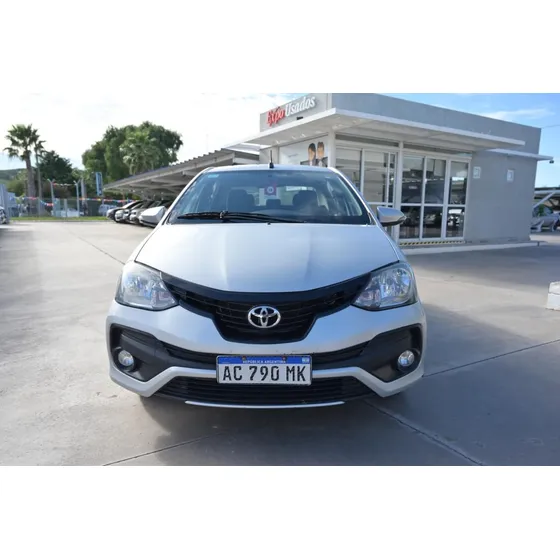 Toyota Etios 1.5 4p X 6mt L18