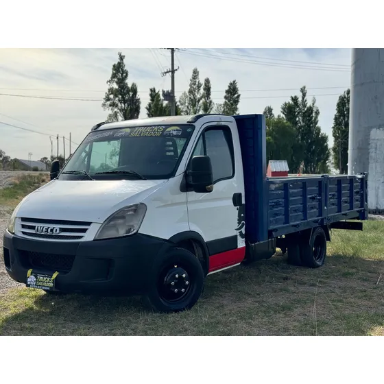 Iveco Daily 35 C14 Caja Playa Hermann 2010 Rentaltrucks Vial