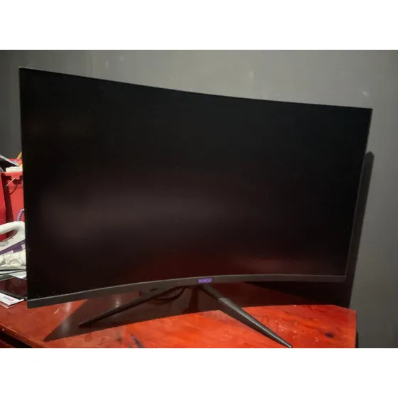 Monitor Gamer Mancer Valak Uz31 165hz Curvo 31.5 Pol 1ms