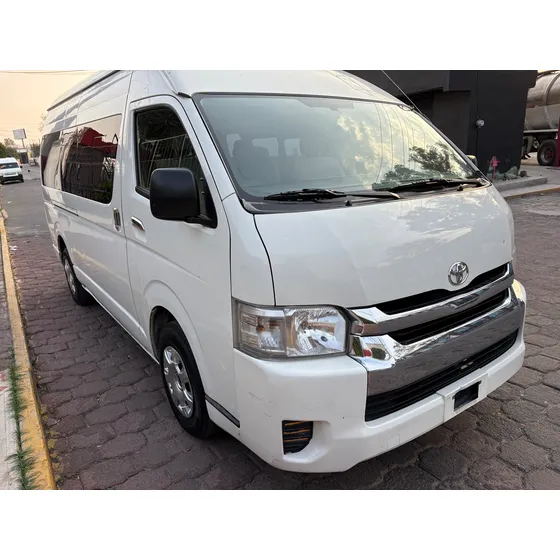 Toyota Hiace 2.7 Bus 15 Pas Mt