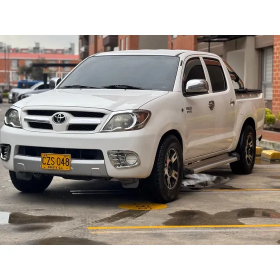 Toyota Hilux 2.7 Imv 4x2