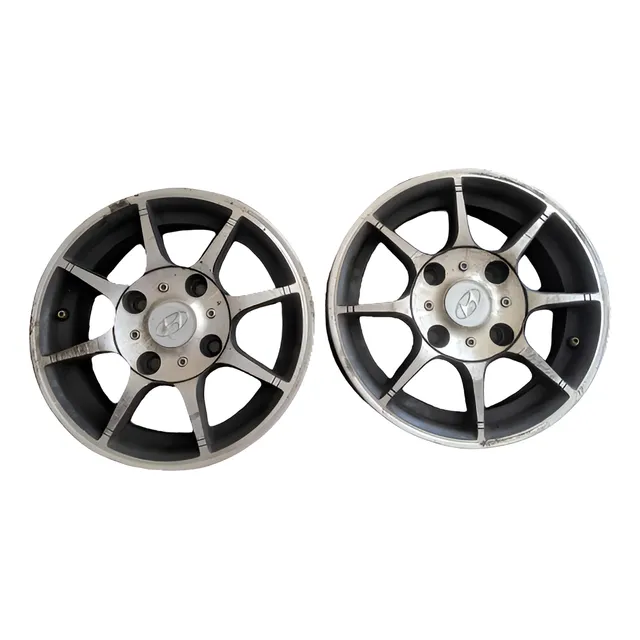 Rin 13 Para Accent Manzana 114 Usado Precio X Unidad.