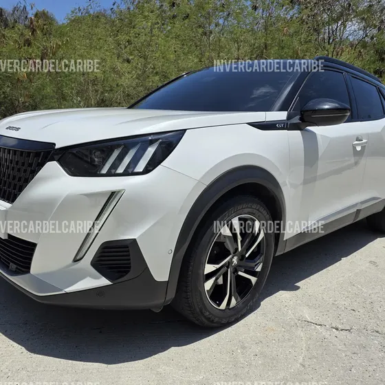 Peugeot 2008 2024 1.2 Gt