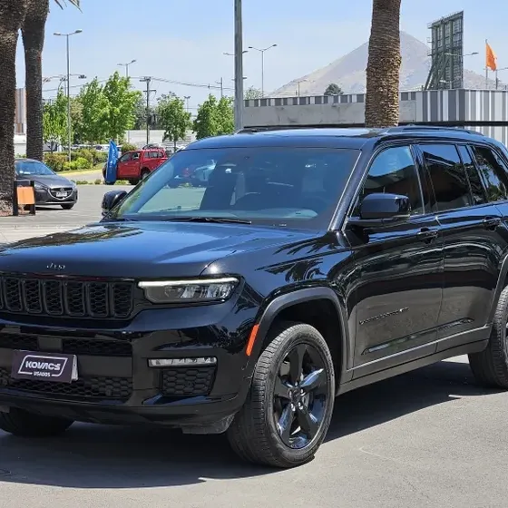 Jeep Grand Cherokee 2024 3.6 Altitude 4x4 At 2024 usado en Viña del Mar