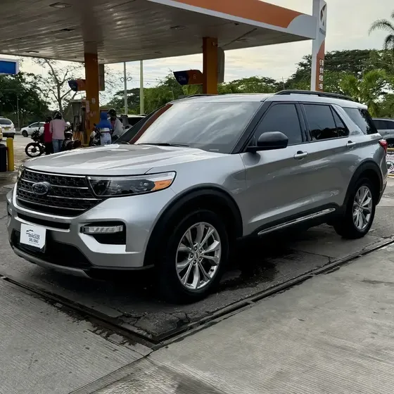 Ford Explorer 2021 Xlt