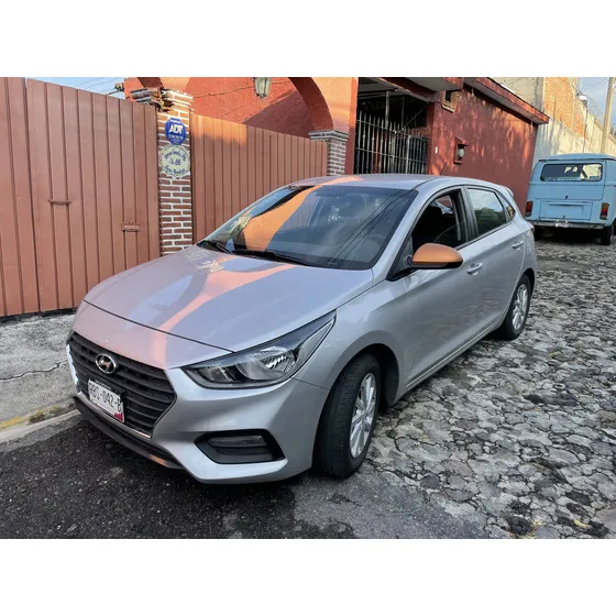 Hyundai Accent 1.6 Hb Gl Mid Mt