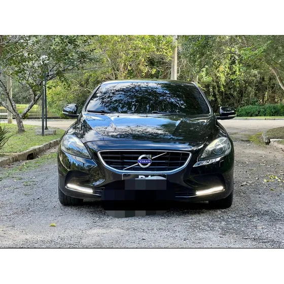 Volvo V40 2.0 T4 Momentum Drive-e 5p