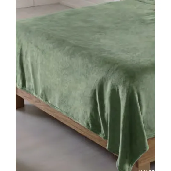 Cobertor Ligero Sabia Kingsize / Qs Verde Vianney Diseño De La Tela Liso