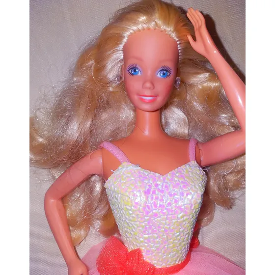 Barbie Peaches N Cream