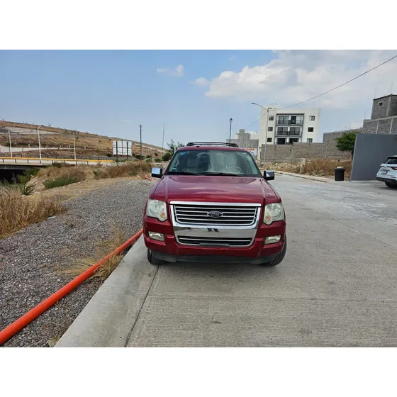 Ford Explorer Limited V8 Sync 4x2 Mt