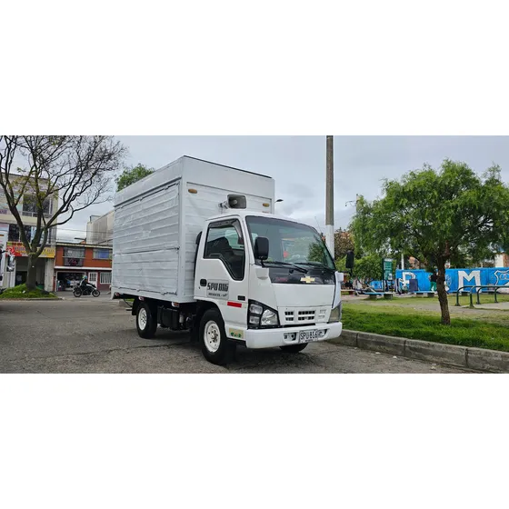 Chevrolet Nhr 2011