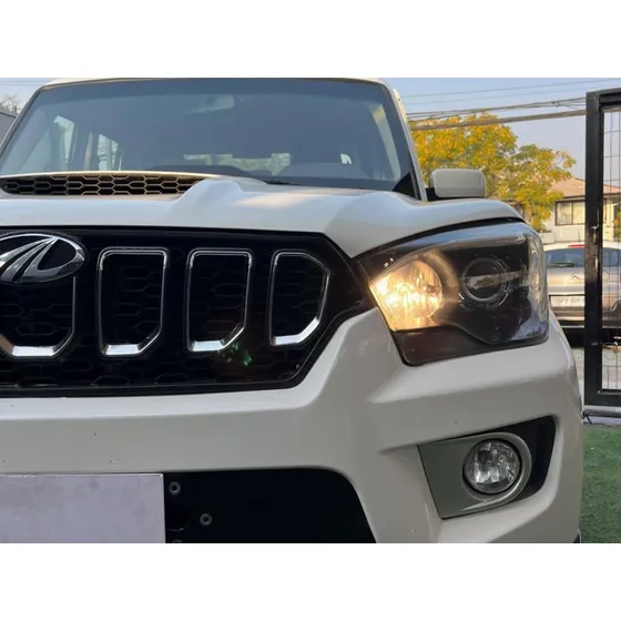 Mahindra Pik Up Pick Up Refresh Dc 4x2 Mt Full