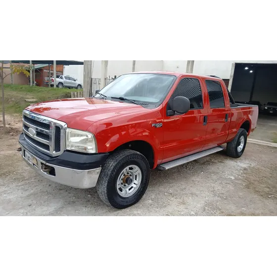 Ford F-100 3.9 Cab. Doble Xlt 4x4