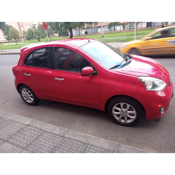 Nissan March 1.6 Advance