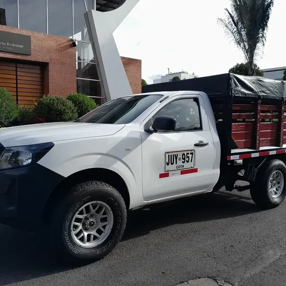 Nissan Frontier 2022 2.5l Asl Gasolina