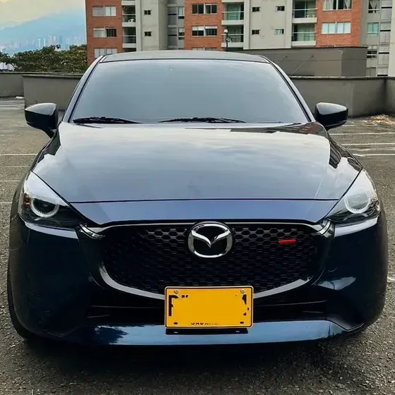 Mazda 2 Sport 2027 2.0 Grand Touring Lx Carbon Edition At