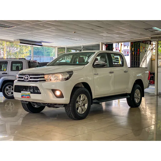 Toyota Hilux 2.7 4x4