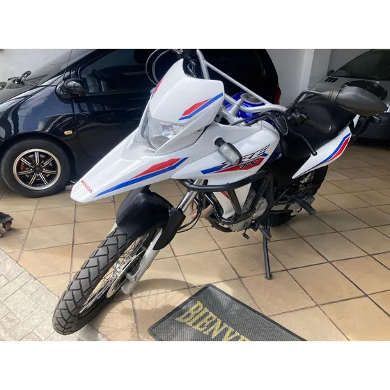 Moto Honda Xre300 2020
