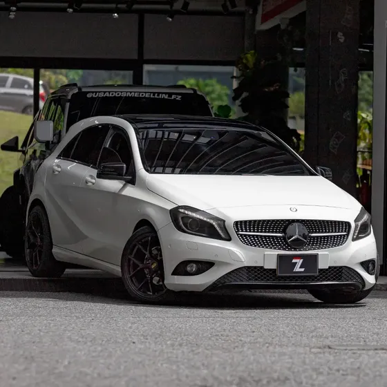 Mercedes-Benz Clase A 2015 A200 1.6