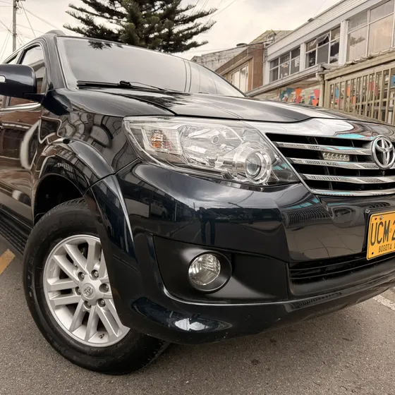 Toyota Fortuner 2015 2.7l 4x2 At