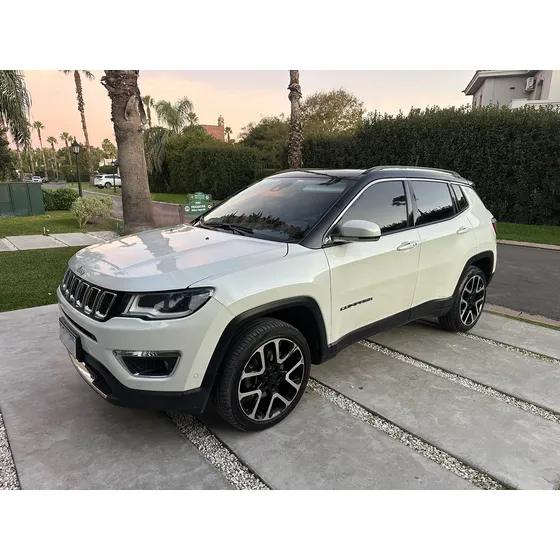 Jeep Compass 2.4 Limited At9 4x4