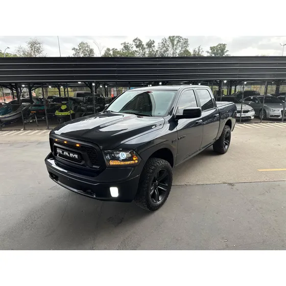 Dodge Ram Laramie 1500 At 4x4