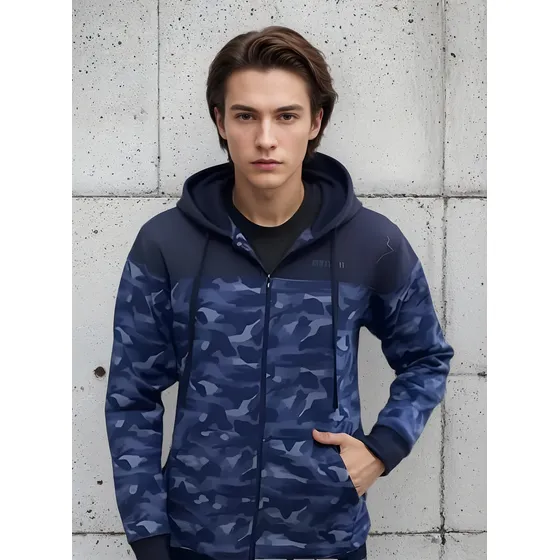 Campera De Frisa Con Capucha Estampada Stone