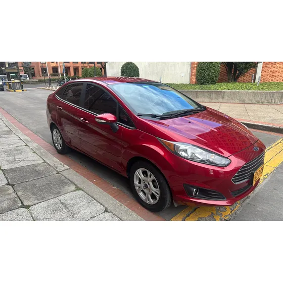 Ford Fiesta 1.6 Hatchback Se