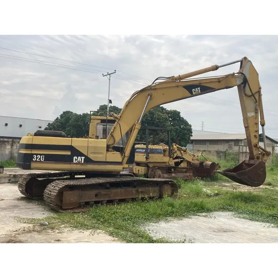 Jumbo Cat 320l