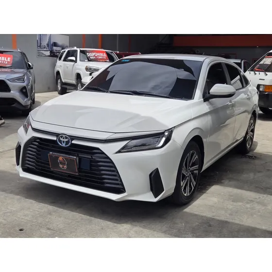 Toyota Yaris E Sincronico 2025