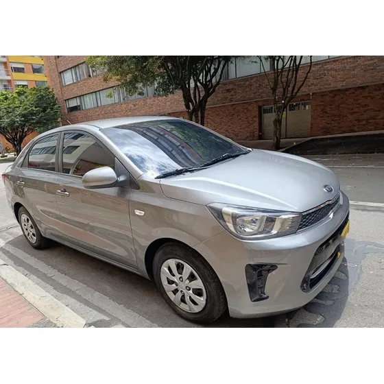Kia Soluto 1.4l Lx 5mt