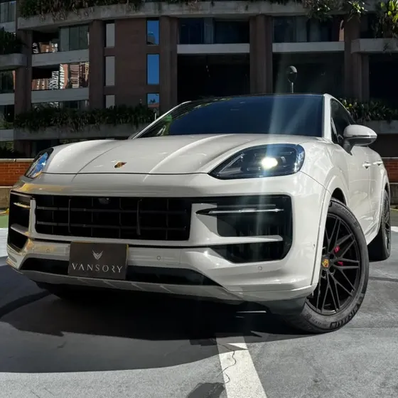 Porsche Cayenne 2024 3.0