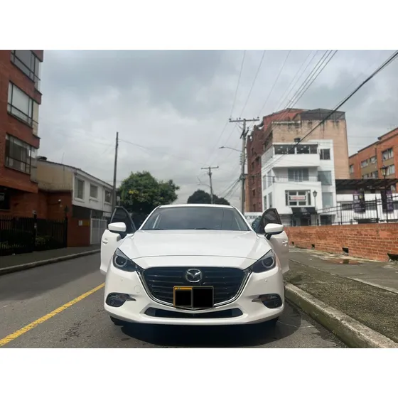Mazda 3 2.0 Grand Touring