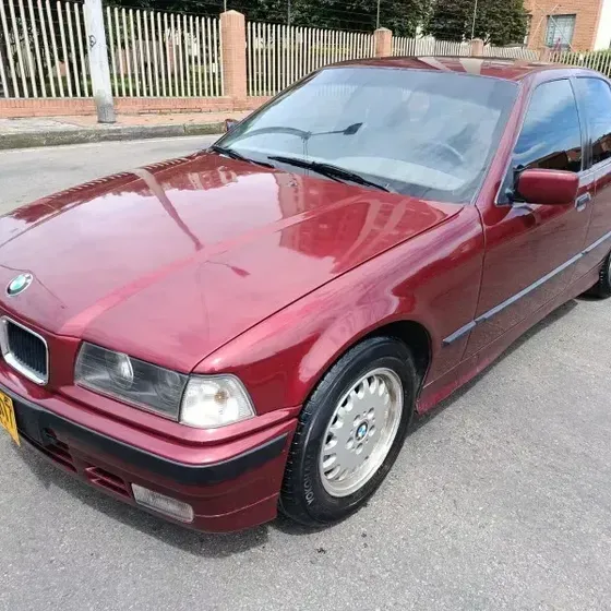 BMW Serie 3 1993 2.5 325i E36 Techo Cuero Full Equipo Aut