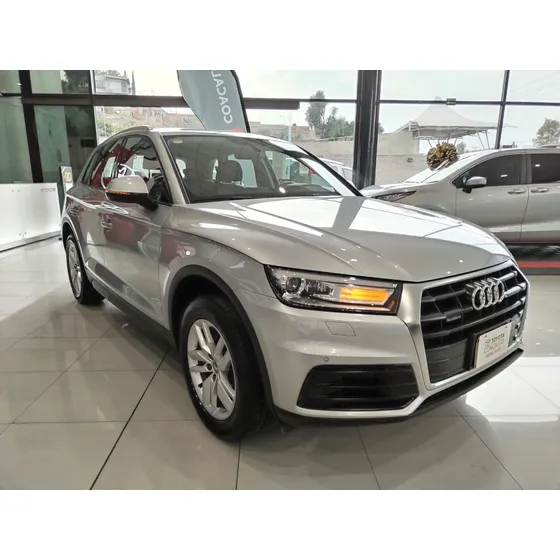 Audi Q5 2.0 L4 Dynamic S-tronic At