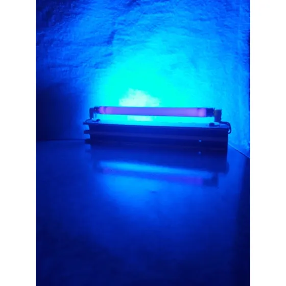 Fluorescente Lineal T5  21cm Luz Negra( Paquete 3 Unidades