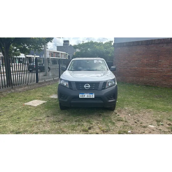 Nissan Np300 Frontier 2.5 Nafta Cabina Simple