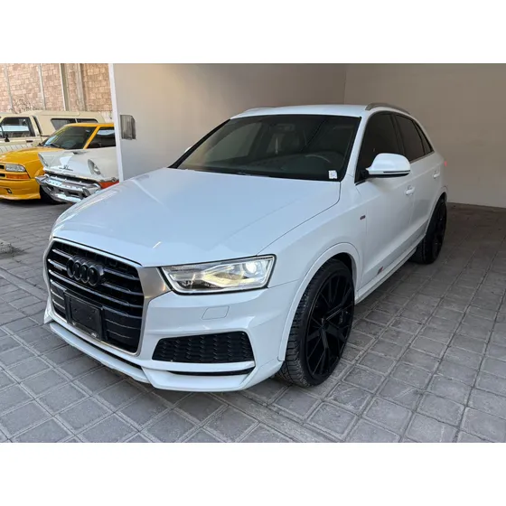 Audi Q3 2.0 S Line 220hp Dsg