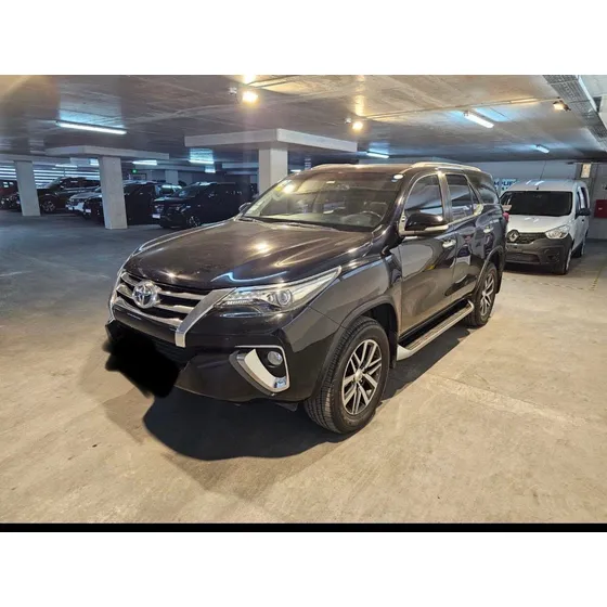 Toyota Hilux Sw4 2.8 Srx 177cv 4x4 7as At