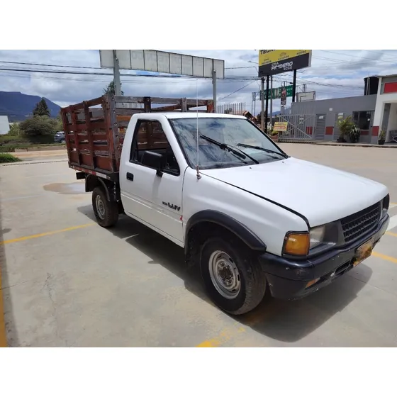 Chevrolet Luv 2.3 Dlx Tfr