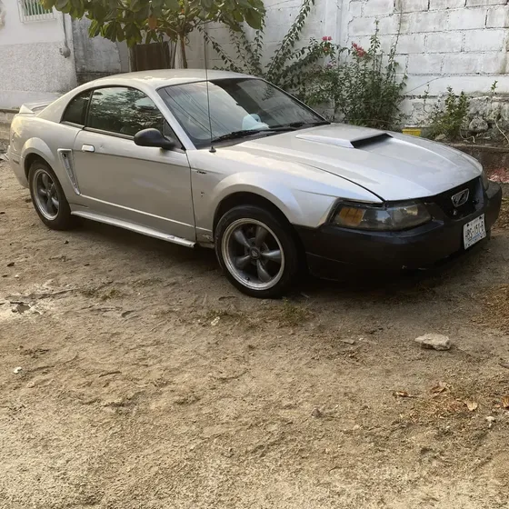 Ford Mustang 2000 3.8 Coupe