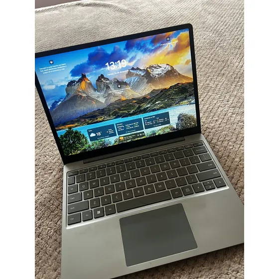 Microsoft Surface Laptop 5 - 13.5 | Excelente Estado