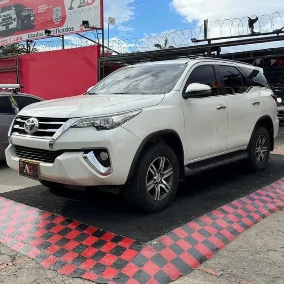 Toyota Fortuner 2020 Srv 2.7 Gasolina
